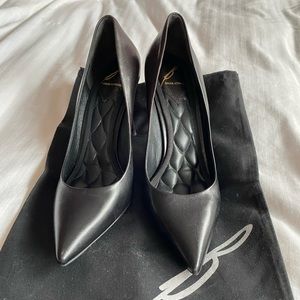Brian Atwood Black Pointed Toe Heel Pumps size 7